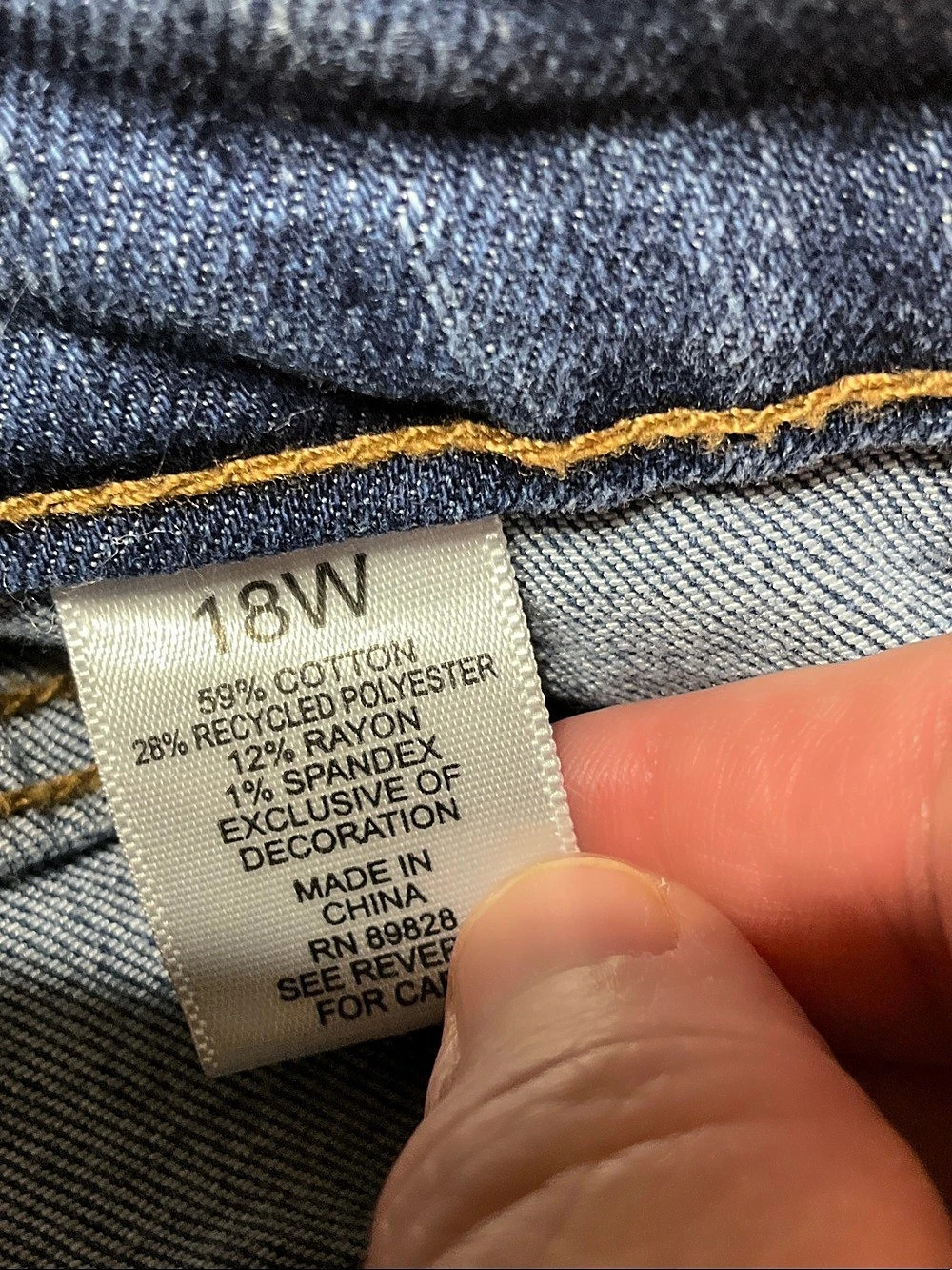 LOGO Special Edition Wide Leg Patchwork Jeans - Picture 6 of 11